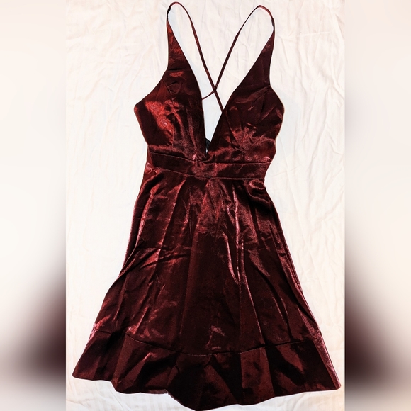 Jealous Tomato plunging neckline dress - Picture 1 of 6